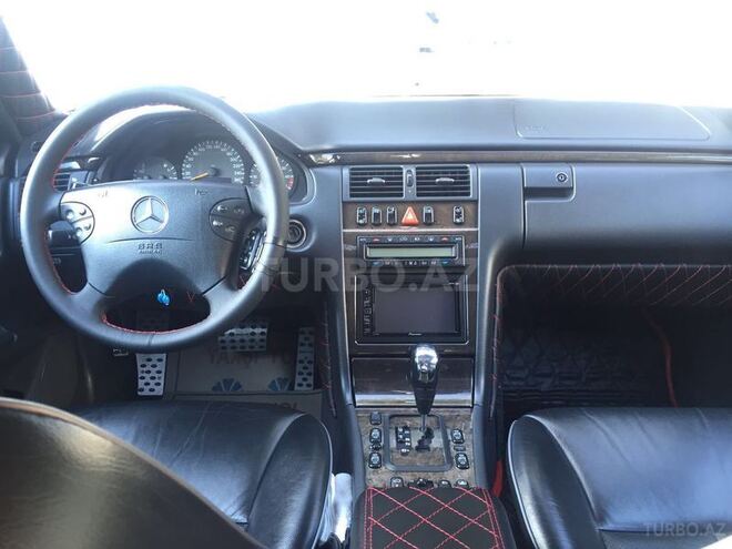 Mercedes E 320 2000, 156,000 km - 3.2 l - Bakı