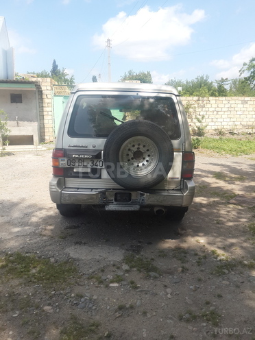Mitsubishi Pajero 1992, 323,445 km - 2.5 l - Bərdə