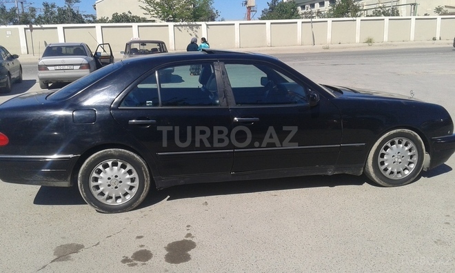 Mercedes E 320 1997, 260,043 km - 3.2 l - Bakı