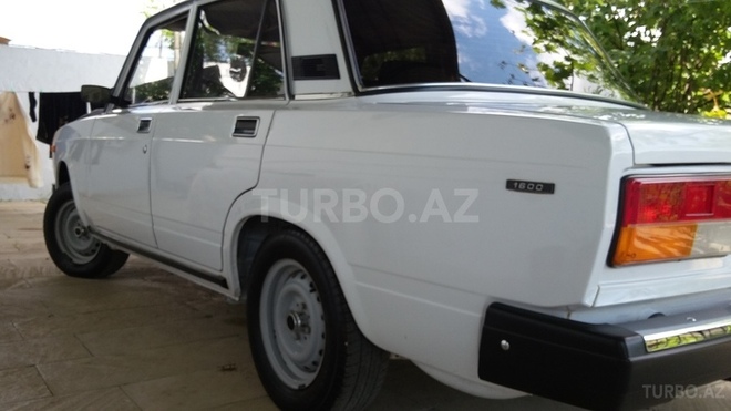 LADA (VAZ) 2107 2005, 54,000 km - 1.6 l - Salyan