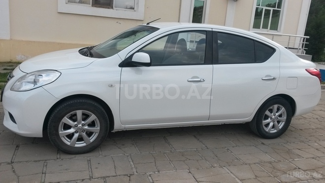 Nissan Sunny 2012, 90,000 km - 1.5 l - Şirvan