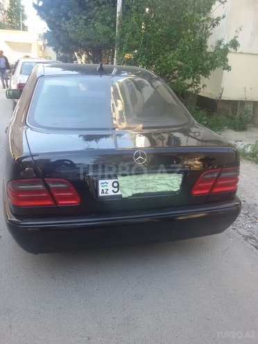 Mercedes E 200 1997, 280,000 km - 2.0 l - Bakı