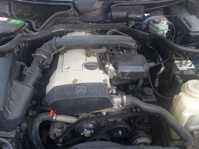 Mercedes E 200 1997, 280,000 km - 2.0 l - Bakı
