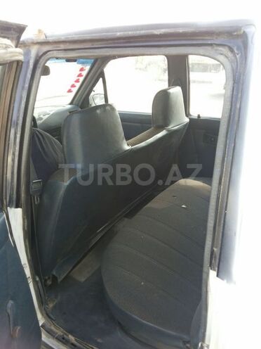 Toyota Hilux 1992, 30,000 km - 2.5 л - İsmayıllı