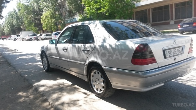 Mercedes C 200 1998, 182,000 km - 2.0 l - Sumqayıt