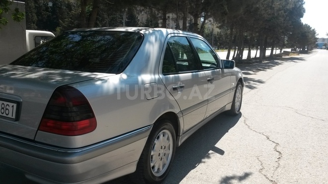 Mercedes C 200 1998, 182,000 km - 2.0 l - Sumqayıt