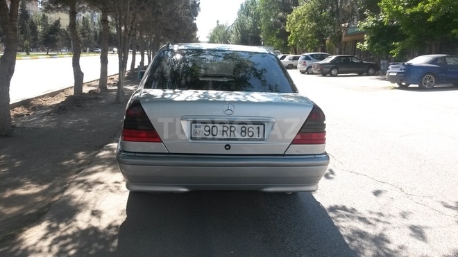 Mercedes C 200 1998, 182,000 km - 2.0 l - Sumqayıt