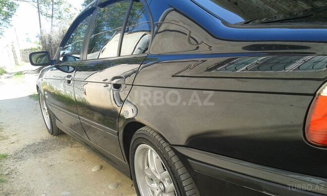 BMW 525 1999, 250,000 km - 2.5 l - Sumqayıt