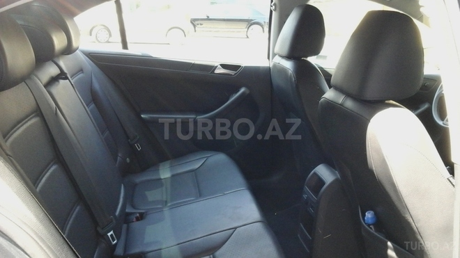 Volkswagen Jetta 2013, 41,600 km - 1.8 l - Bakı