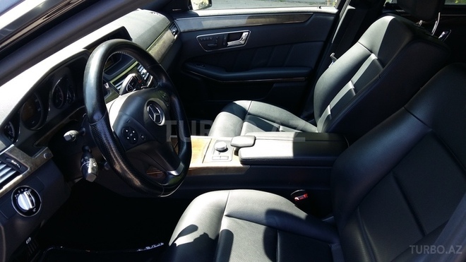 Mercedes E 350 2010, 120,000 km - 3.5 l - Bakı