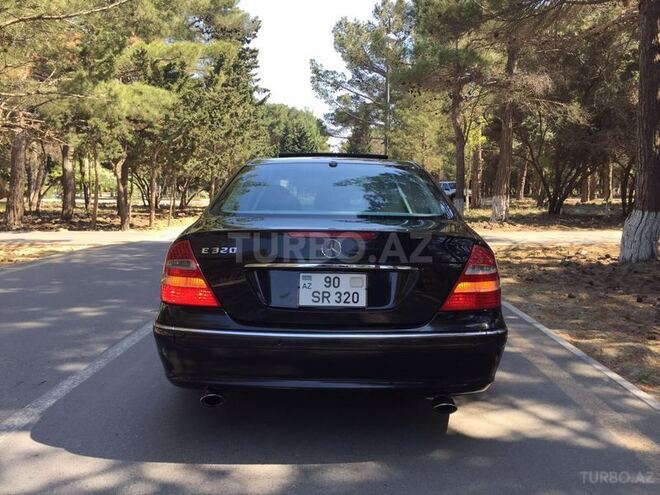 Mercedes E 320 2002, 183,000 km - 3.2 l - Bakı