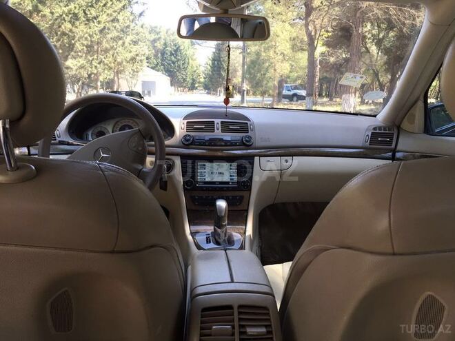 Mercedes E 320 2002, 183,000 km - 3.2 l - Bakı