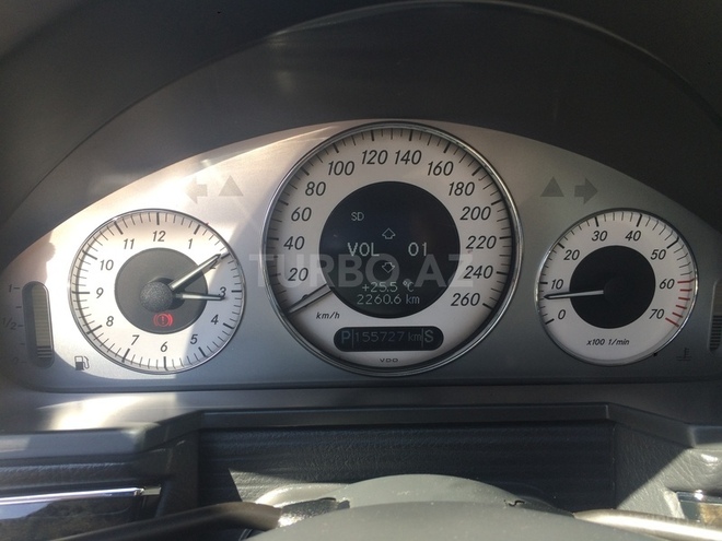 Mercedes E 320 2004, 155,727 km - 3.2 l - Bakı