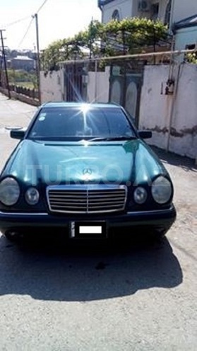 Mercedes E 230 1998, 175,000 km - 2.3 l - Bakı