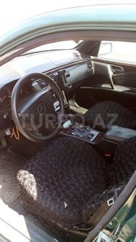 Mercedes E 230 1998, 175,000 km - 2.3 l - Bakı