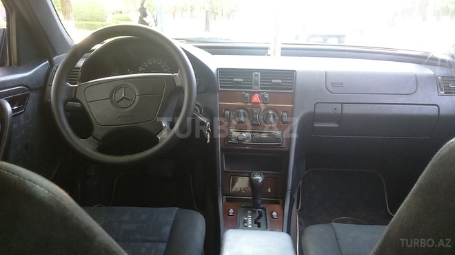Mercedes C 180 1996, 300,000 km - 1.8 l - Sumqayıt