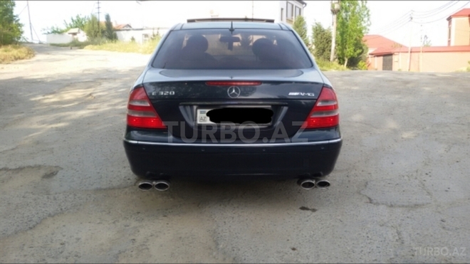 Mercedes E 320 2004, 233,600 km - 3.2 л - Bakı