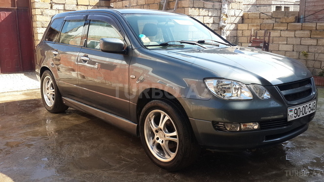 Mitsubishi Airtrek 2001, 220,000 km - 2.4 л - Bakı