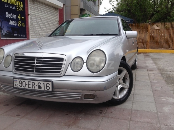 Mercedes E 240 1999, 350,000 km - 2.4 л - Bakı