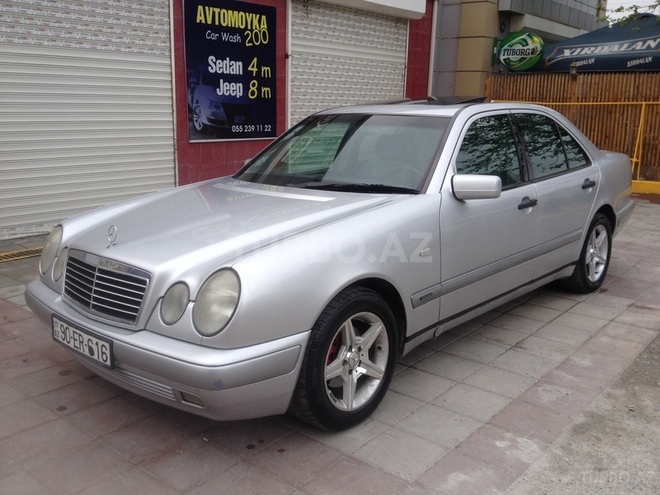 Mercedes E 240 1999, 350,000 km - 2.4 л - Bakı