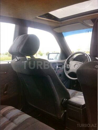 Mercedes C 180 1995, 310,000 km - 1.8 л - Bakı