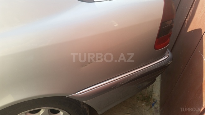 Mercedes C 200 1999, 132,000 km - 2.0 л - Bakı