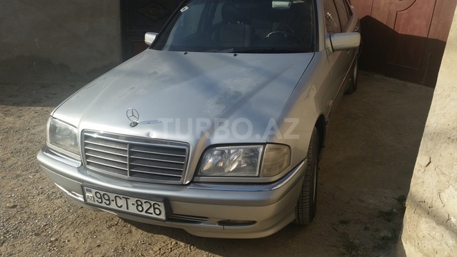 Mercedes C 200 1999, 132,000 km - 2.0 л - Bakı