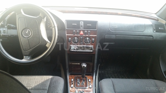 Mercedes C 200 1999, 132,000 km - 2.0 л - Bakı