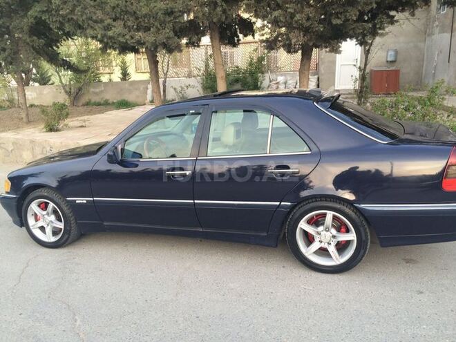 Mercedes C 230 1997, 280,000 km - 2.3 l - Sumqayıt