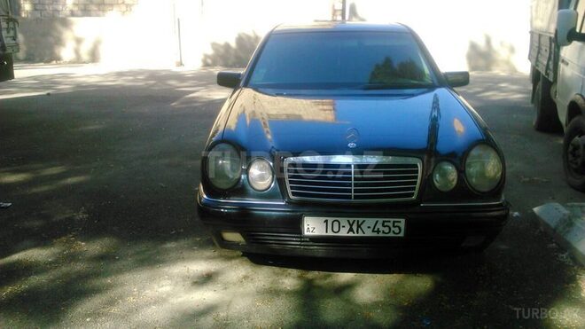 Mercedes E 200 1998, 380,000 km - 2.0 l - Bakı
