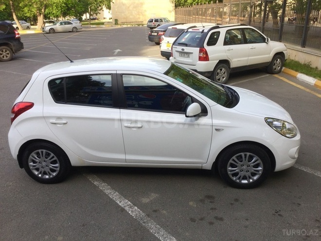 Hyundai i20 2011, 137,652 km - 1.4 л - Bakı