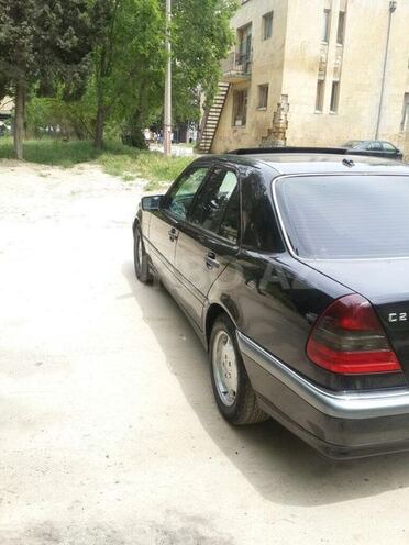Mercedes C 230 1999, 215,000 km - 2.3 l - Bakı