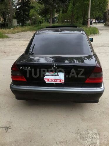 Mercedes C 230 1999, 215,000 km - 2.3 l - Bakı