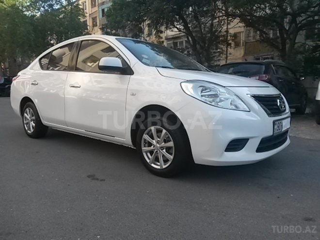 Nissan Sunny 2013, 80,000 km - 1.5 l - Bakı