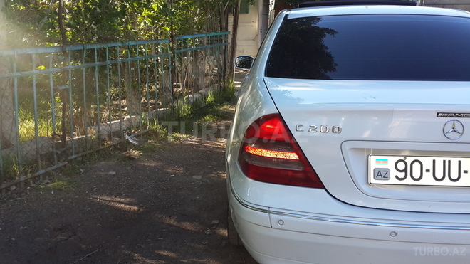 Mercedes C 200 2001, 240,000 km - 0.2 l - Bakı