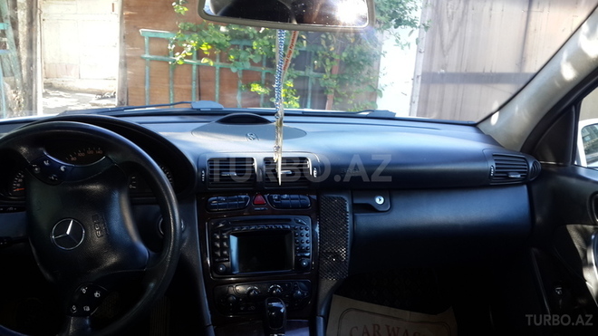 Mercedes C 200 2001, 240,000 km - 0.2 l - Bakı