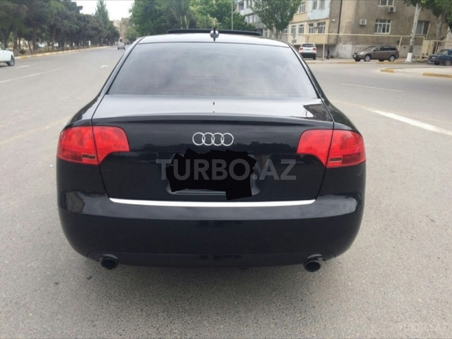 Audi A4 2005, 82,000 km - 2.0 l - Bakı