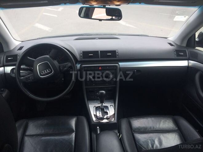 Audi A4 2005, 82,000 km - 2.0 l - Bakı
