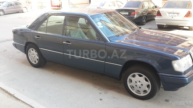 Mercedes E 230 1991, 400,000 km - 2.3 l - Bakı