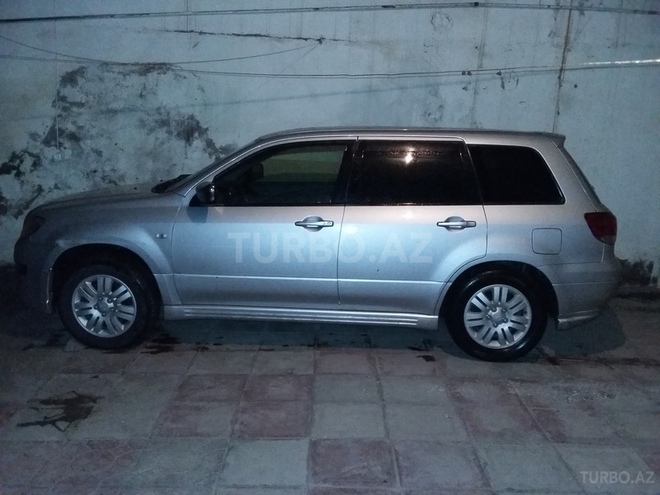 Mitsubishi Airtrek 2001, 118,000 km - 2.0 l - Gəncə