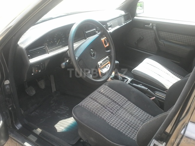 Mercedes 190 1991, 370,000 km - 1.8 л - Sumqayıt