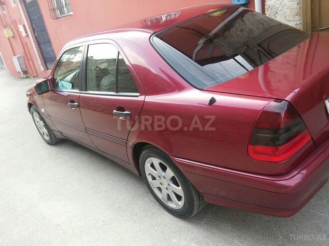 Mercedes C 220 1999, 230,000 km - 2.2 l - Bakı