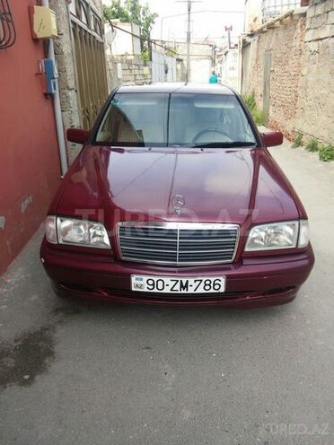 Mercedes C 220 1999, 230,000 km - 2.2 l - Bakı