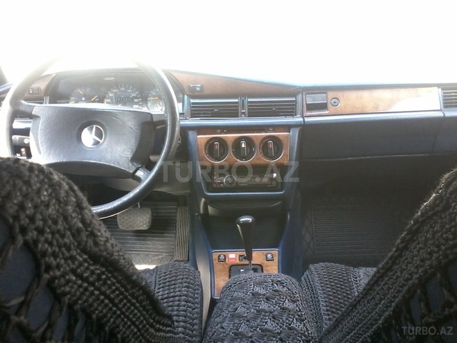 Mercedes 190 1990, 221,000 km - 2.0 l - Bakı