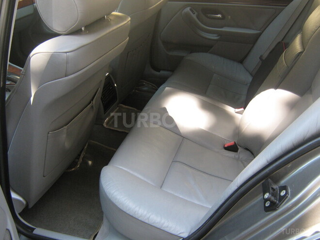 BMW 530 2003, 220,000 km - 3.0 l - Bakı