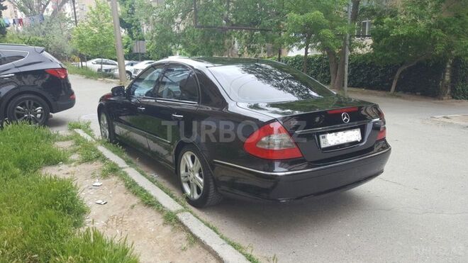 Mercedes E 320 2006, 185,000 km - 3.2 l - Bakı