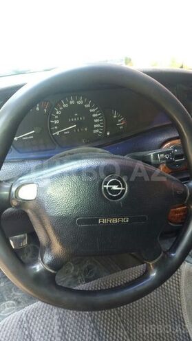 Opel Omega 1995, 301,115 km - 2.0 л - Bakı