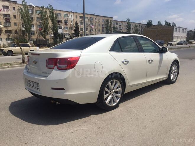 Chevrolet Malibu 2012, 110,800 km - 2.4 л - Sumqayıt