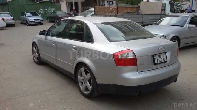 Audi A4 2002, 225,000 km - 1.8 l - Bakı