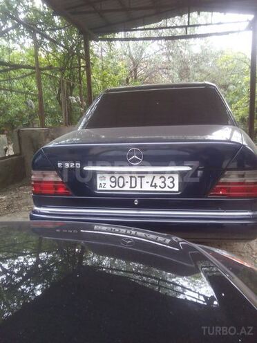 Mercedes E 300 1990, 286,500 km - 3.0 l - Bakı